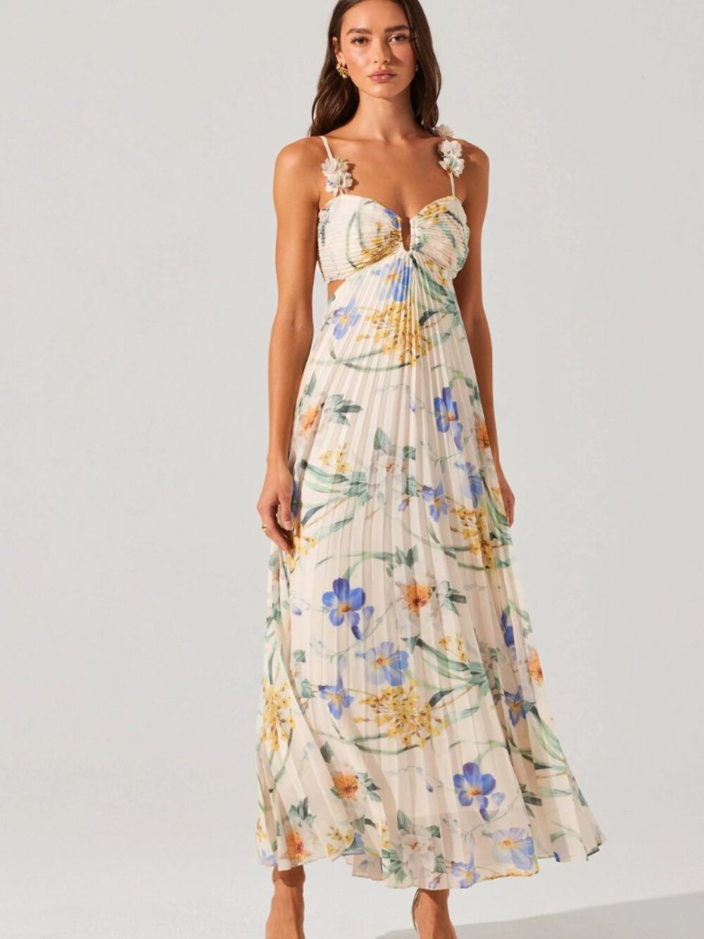 Astr The Label Emese Floral Pleated Maxi Dress Blue multi floral NWT Size S - Picture 5 of 8